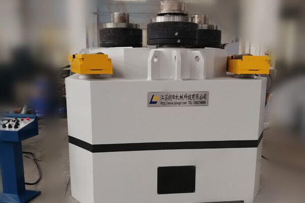 法蘭成型機(jī)的結(jié)構(gòu)性能，不可小覷